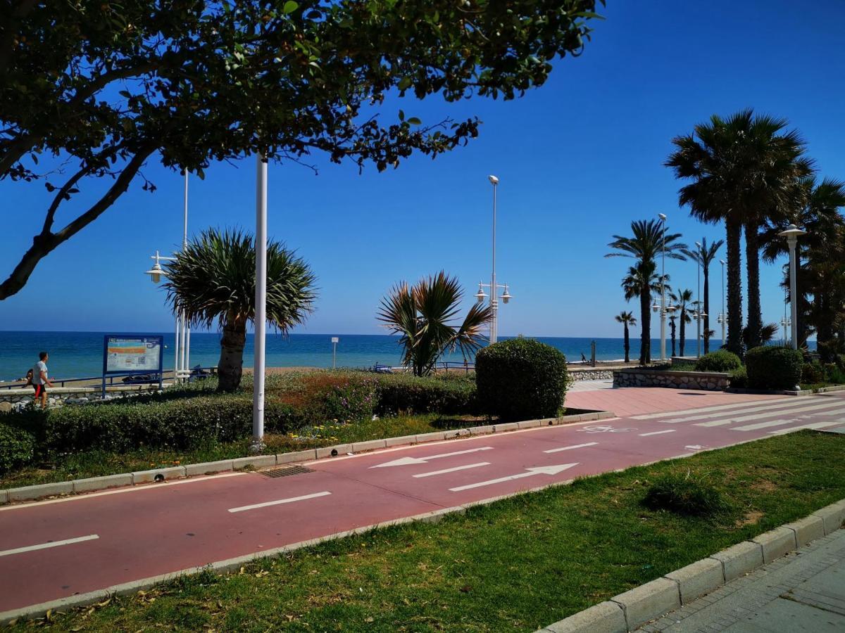 Sunnyspainholidays Apartments Malaga Exterior photo